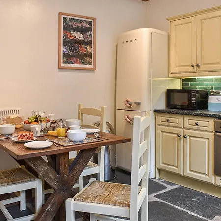 Holiday home Kings Settle
